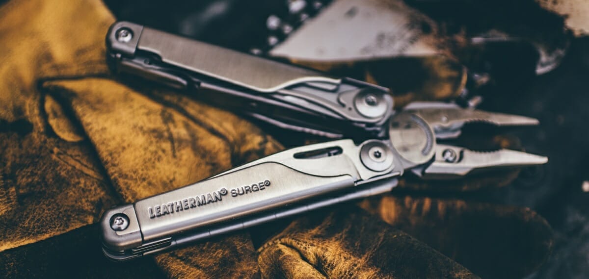 LEATHERMAN-Background